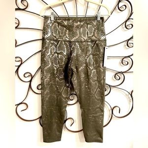 EVCR Mia Snake Leggings